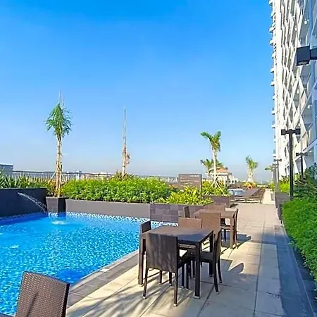 Smdc Coast Residences Near Picc World Trade Center Moa