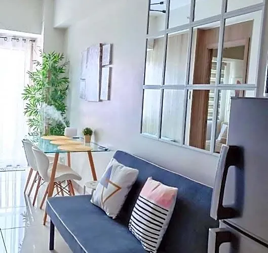 Smdc Coast Residences Near Picc World Trade Center Moa Manila